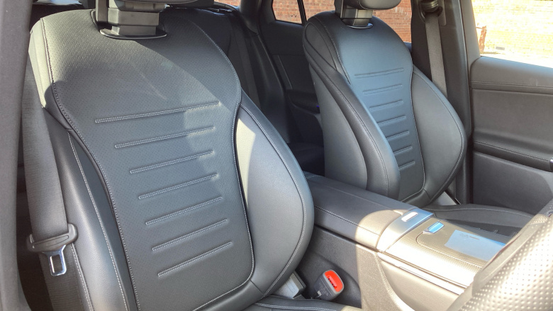 Mercedes-Benz GLC 300e 4Matic AMG Line 5dr 9G-Tronic Estate